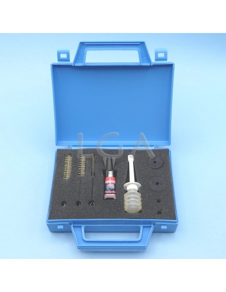 Capsule filler with loader, specific for one capsule size, blockage of barrels with a lever, for 200